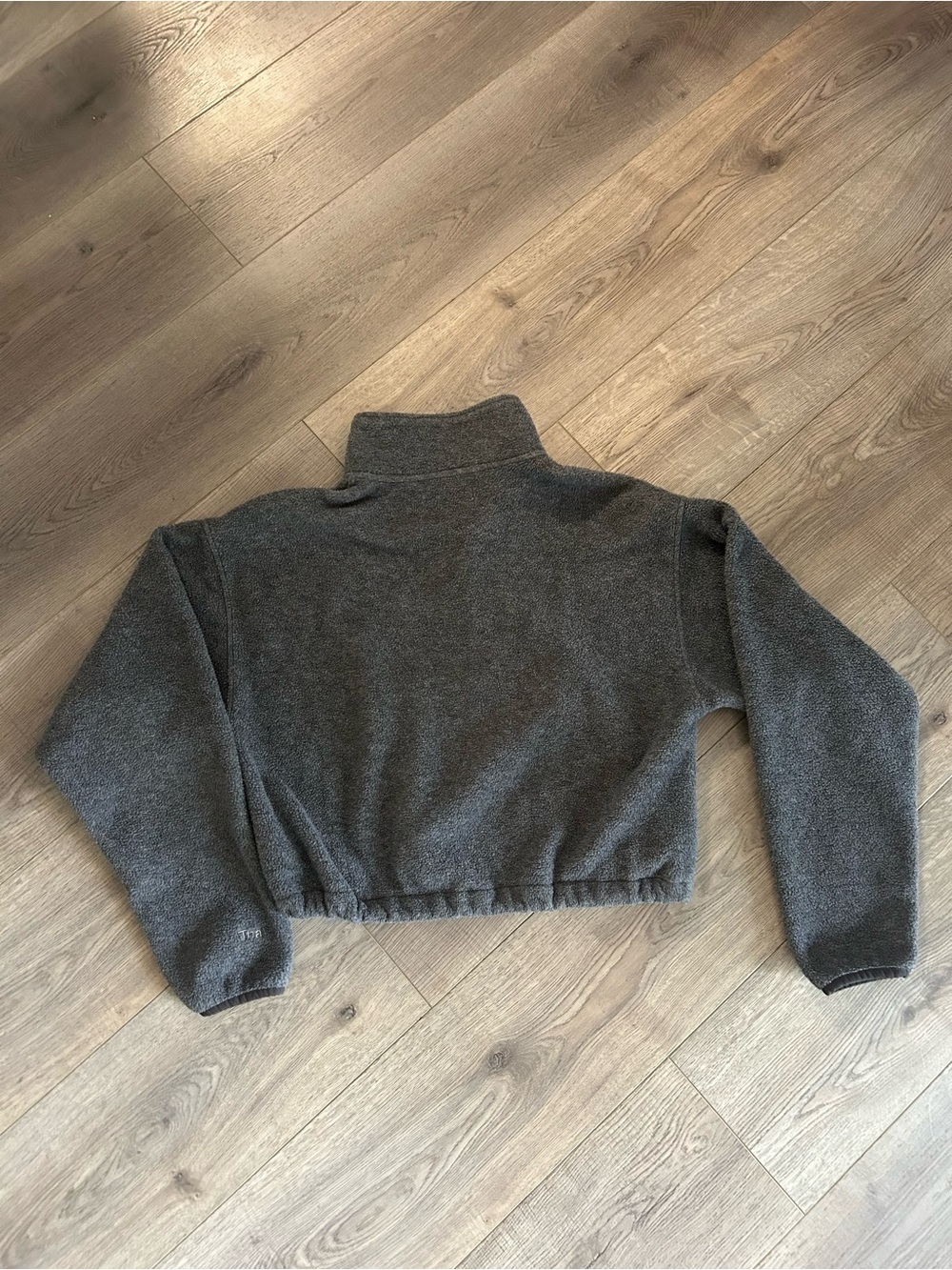 TNA Cropped Grey Half-Zip Women's Fleece Sweater - Picture 5 of 5